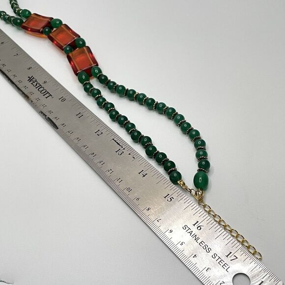 Artisan Handcrafted Green Gemstone Lucite Beaded Choker Collar Necklace Elegant - Picture 8 of 10